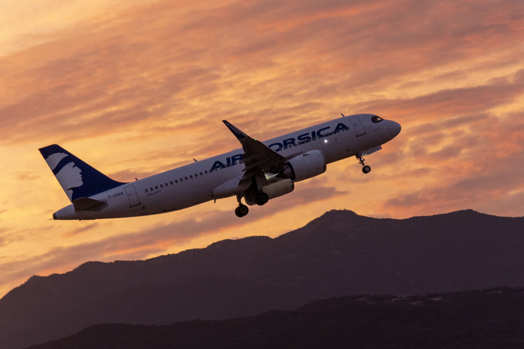avion-air-corsica-1
